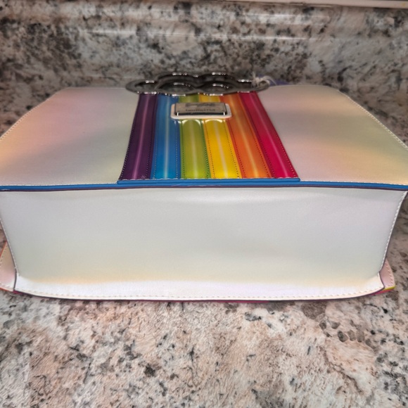 NWT ✨LISA FRANK Loungefly BUNDLE, bag and wallet with crossbody strap - Picture 8 of 10